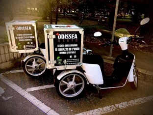 delivery-pizzeria-odissea-sesto-san-giovanni-scooter-2.jpg